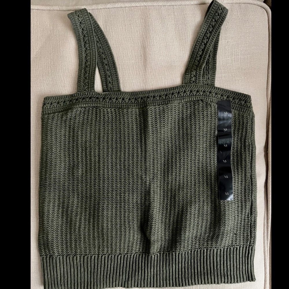 Banana Republic Knit Crop Top